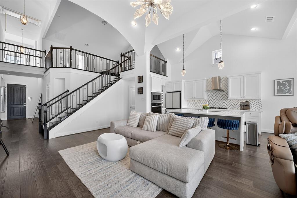 Dominion of Pleasant Valley - Residential Lease