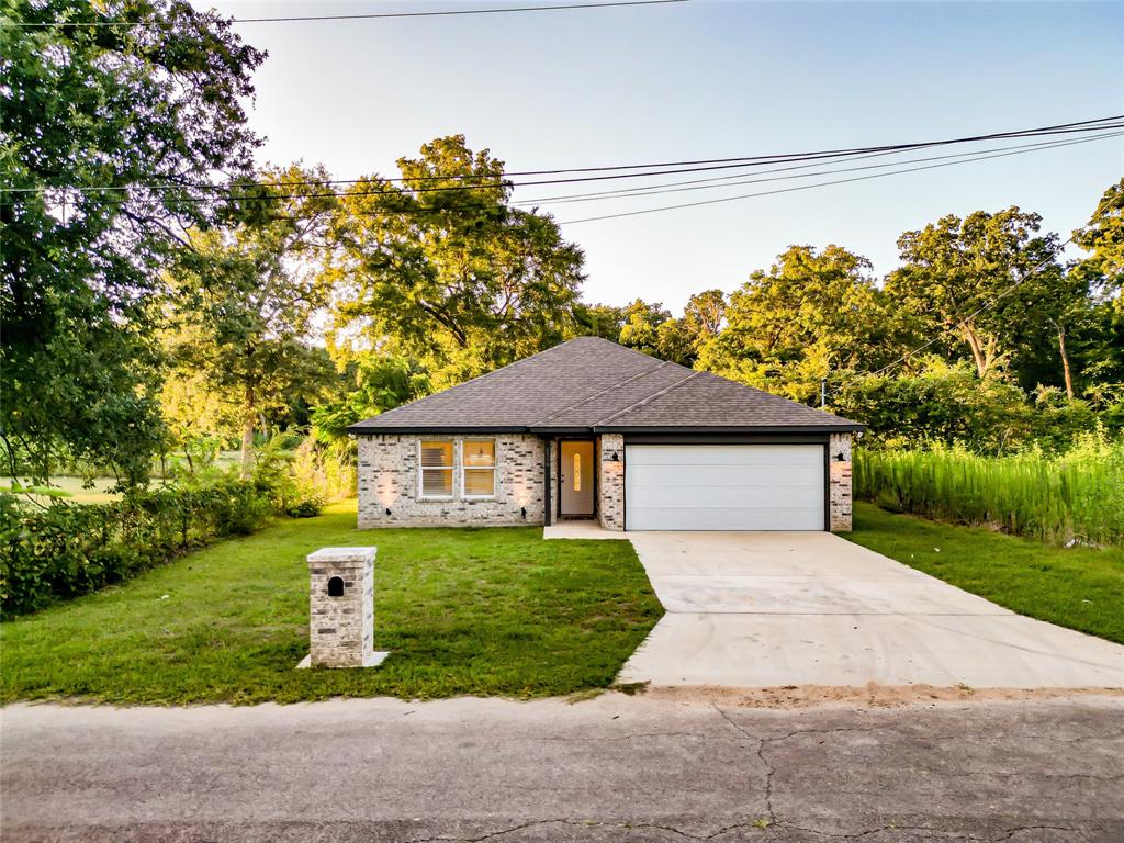 1116 Kingsway