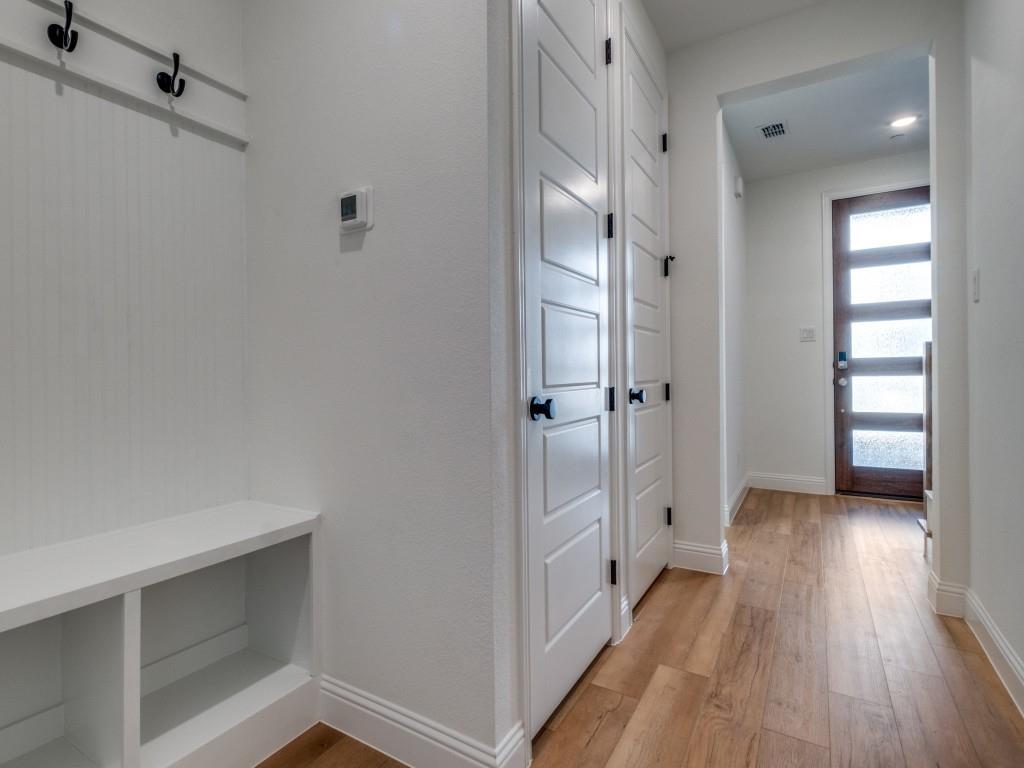 6237 Fortuna Lane