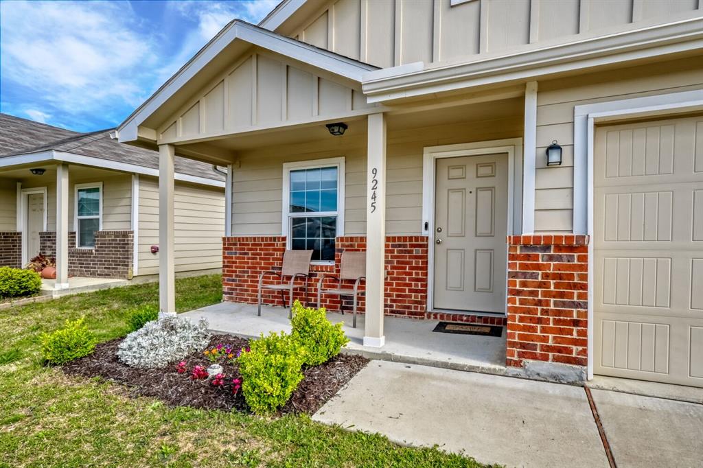 9245 Summerlee Street