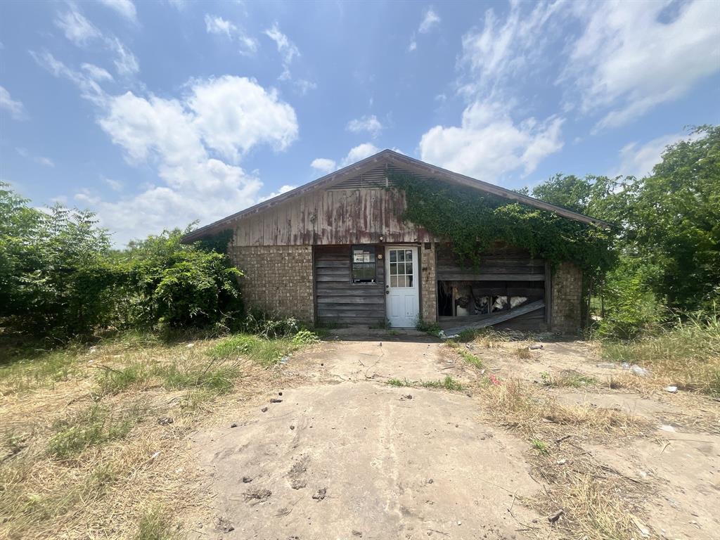 8061 County Road 4029