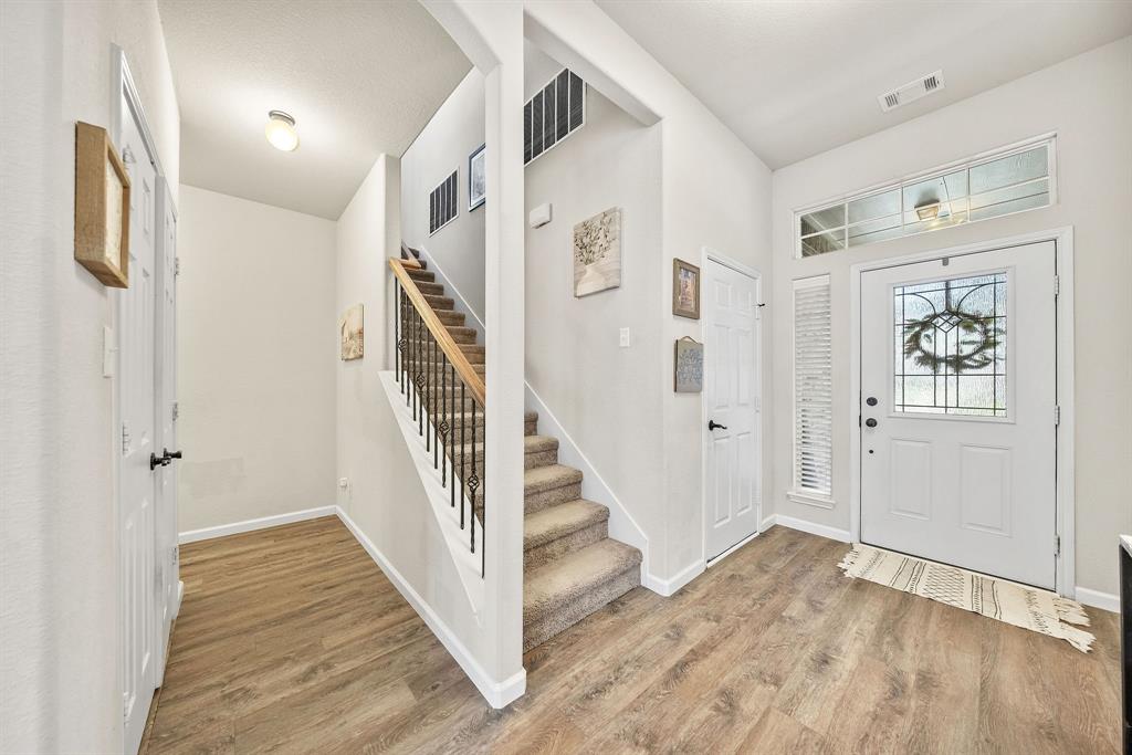 624 Hutchins Drive