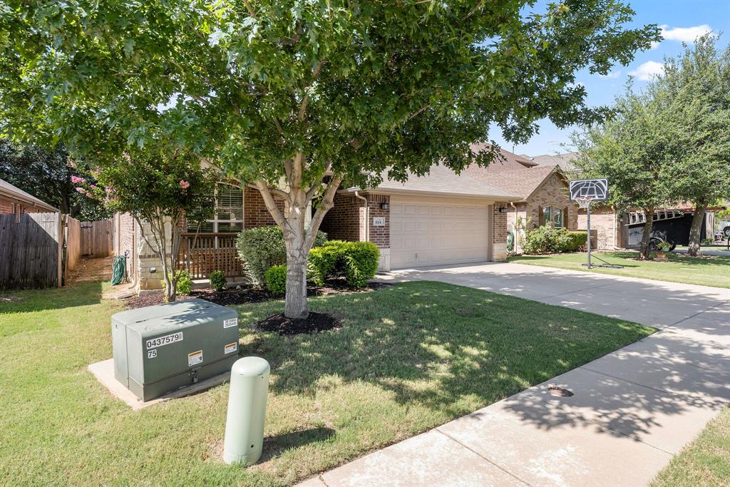 624 Hutchins Drive
