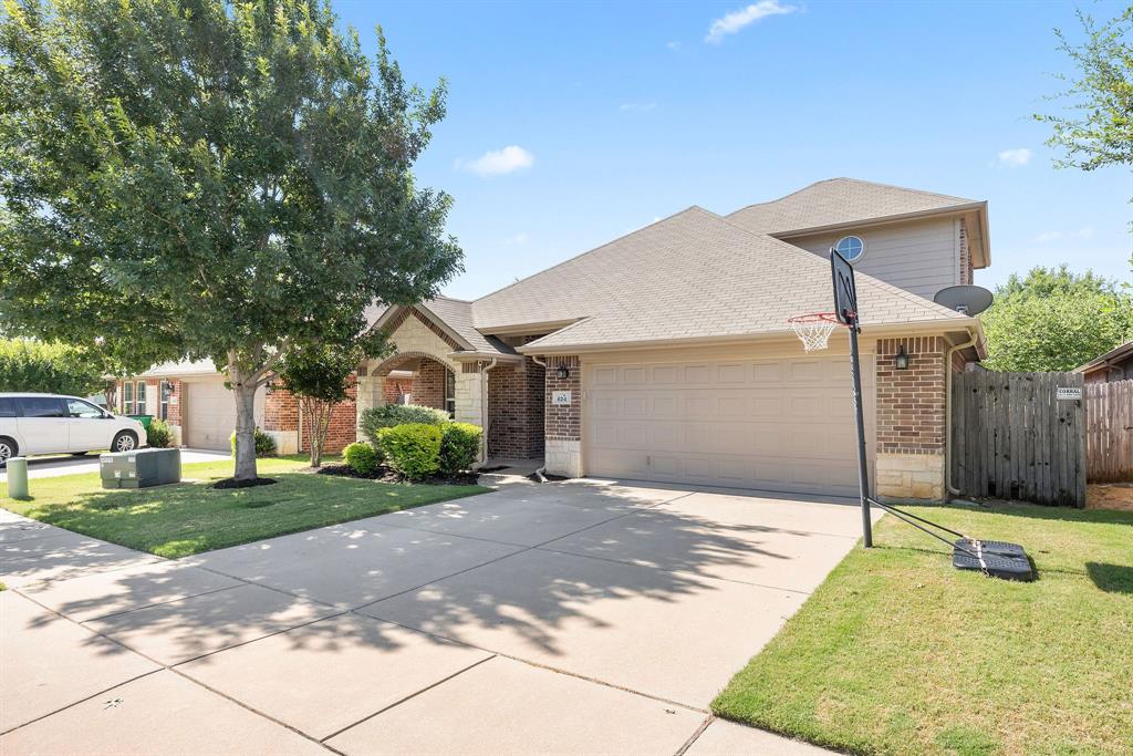 624 Hutchins Drive