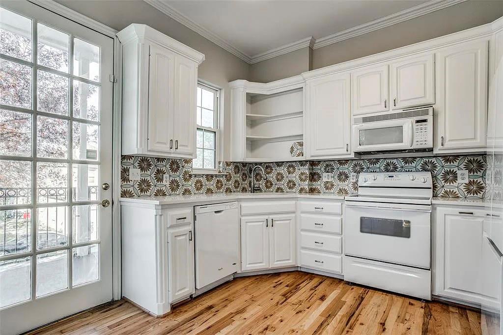 M Streets Twnhms - Residential Lease