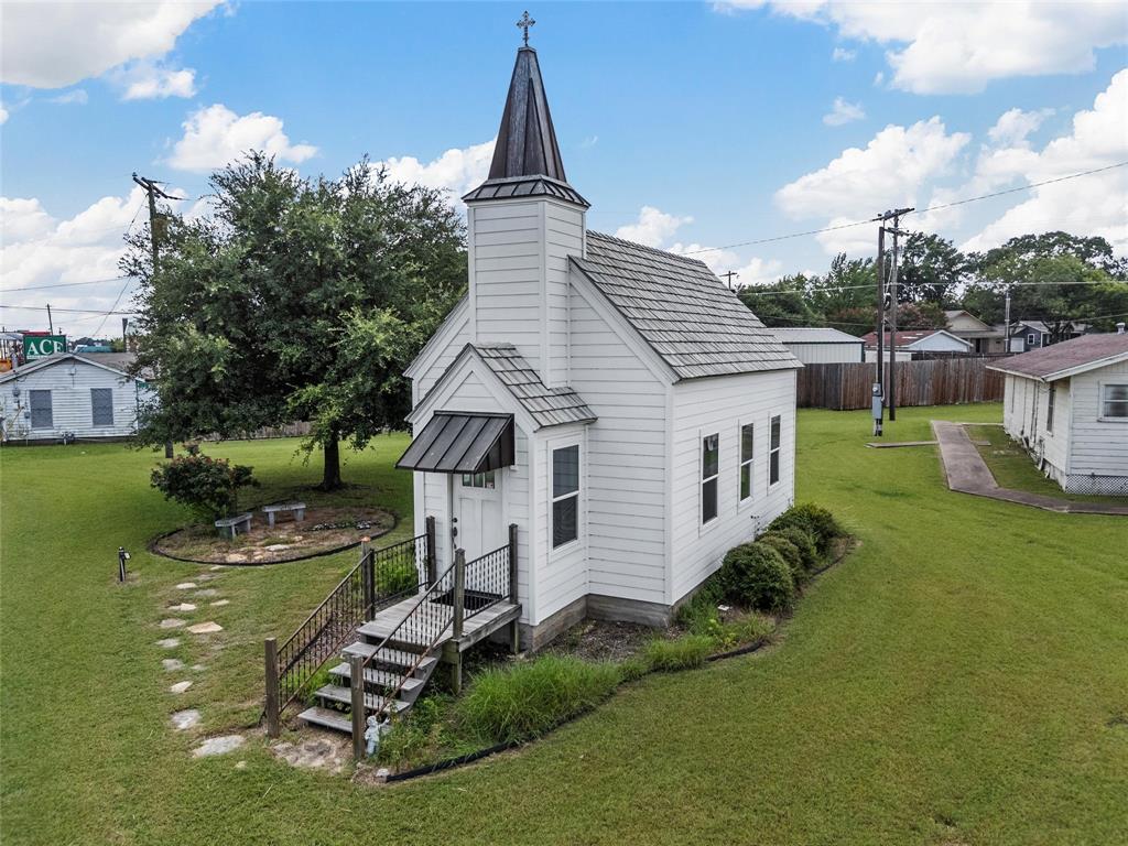 2801 Robinson Drive