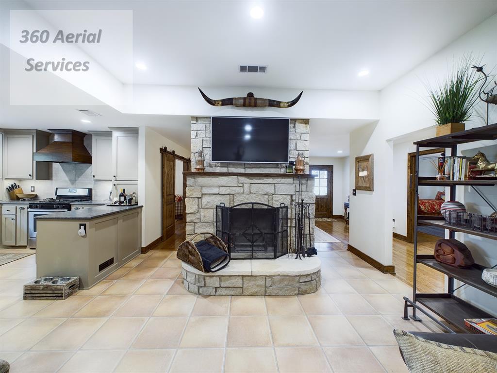 A Winfrey 548 - Residential