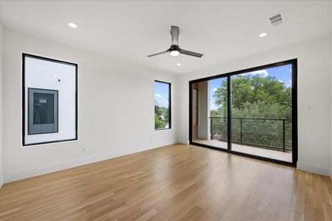 Tiny photo for 4519 Weldon Street, Dallas, TX 75204 (MLS # 21087250)