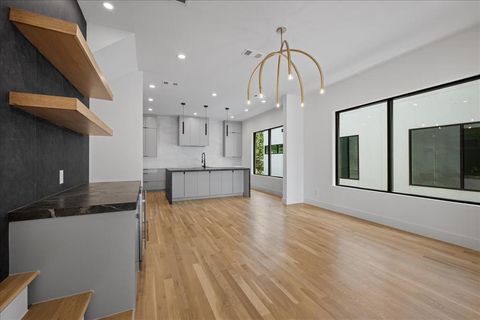 Tiny photo for 4519 Weldon Street, Dallas, TX 75204 (MLS # 21087250)