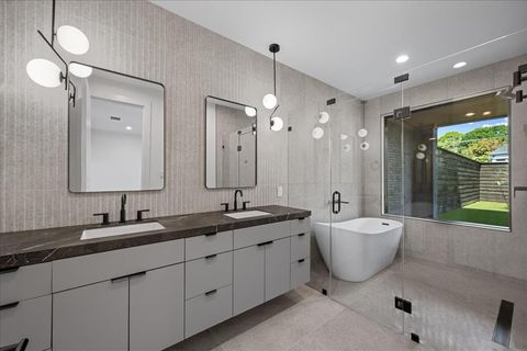 Tiny photo for 4519 Weldon Street, Dallas, TX 75204 (MLS # 21087250)