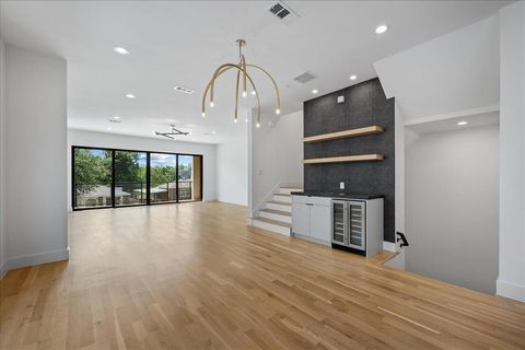 Tiny photo for 4519 Weldon Street, Dallas, TX 75204 (MLS # 21087250)