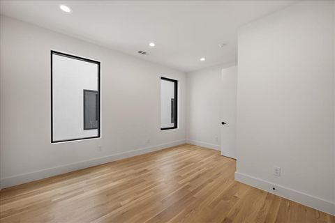 Tiny photo for 4519 Weldon Street, Dallas, TX 75204 (MLS # 21087250)