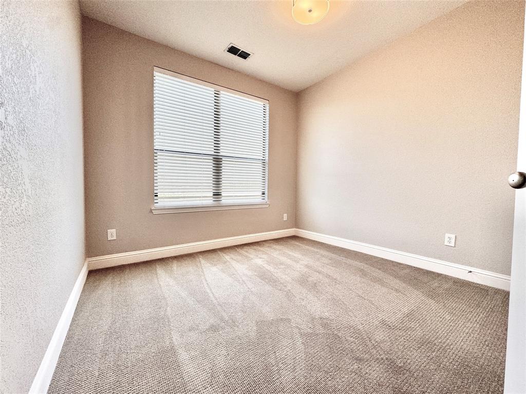 Town Homes At Legacy Town Cent - Residential