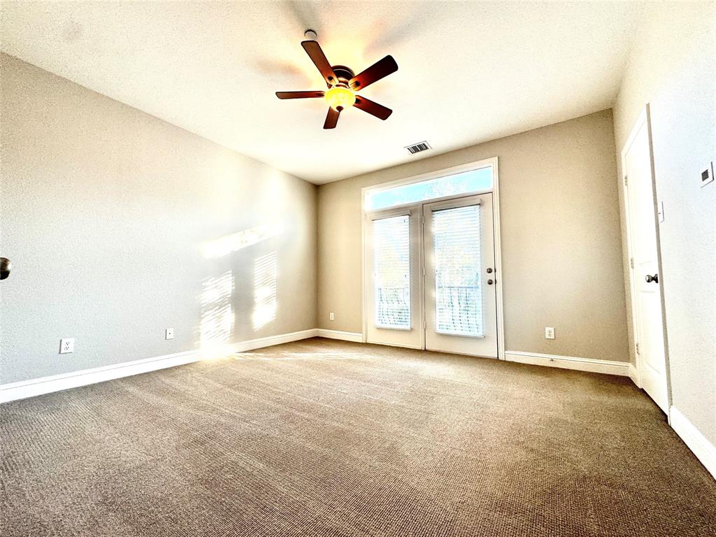 Town Homes At Legacy Town Cent - Residential
