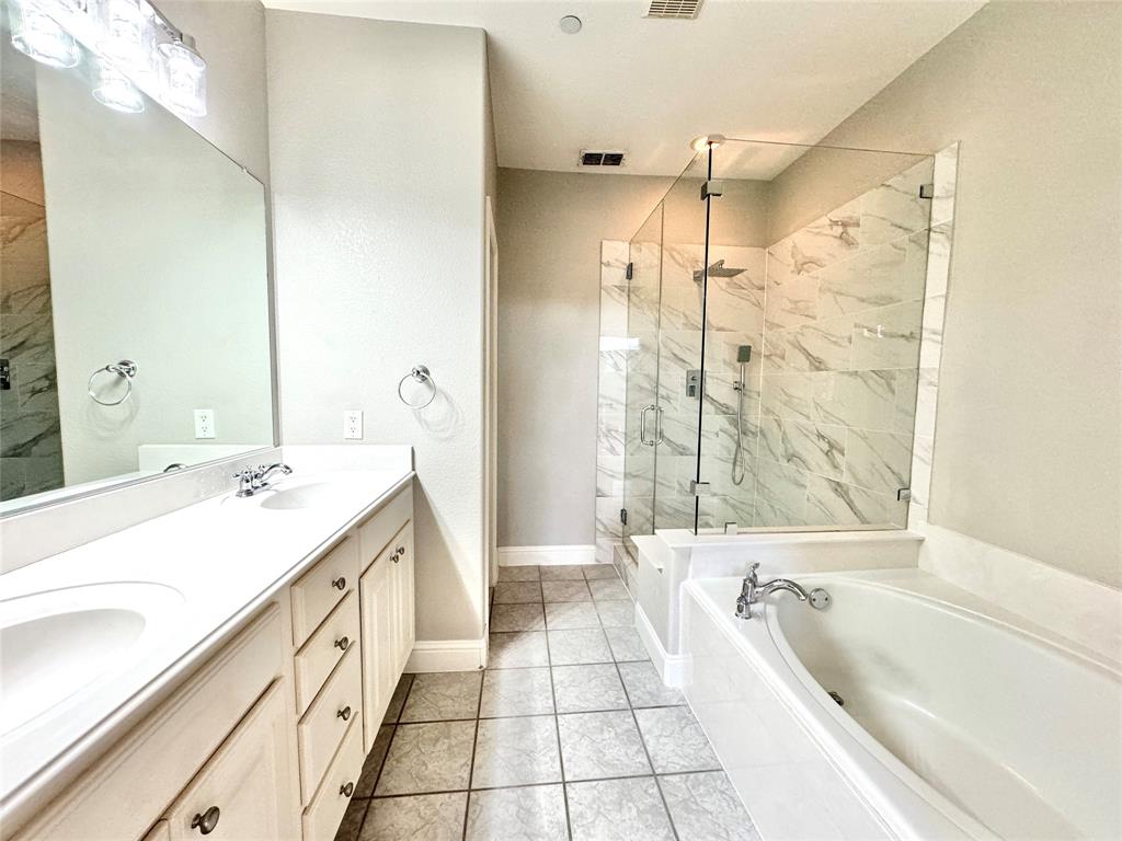 Town Homes At Legacy Town Cent - Residential
