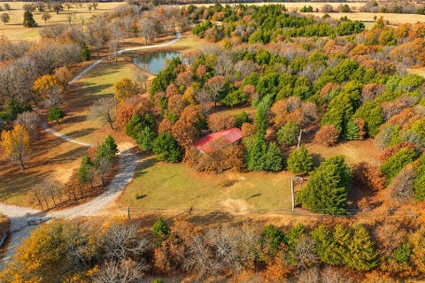 Photo of 777 Caddo Hills Road, Caddo, OK 74729 (MLS # 21382173)