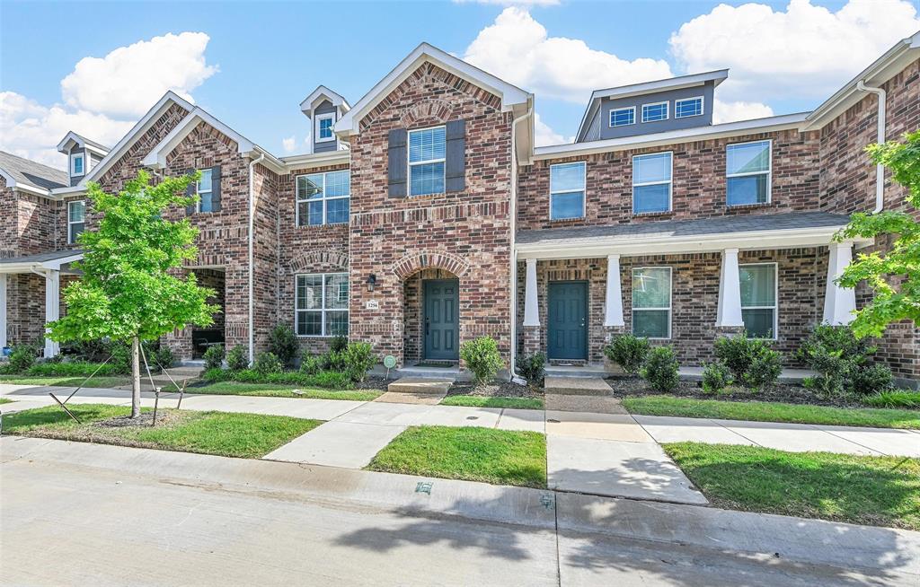 1256 Jones Trail