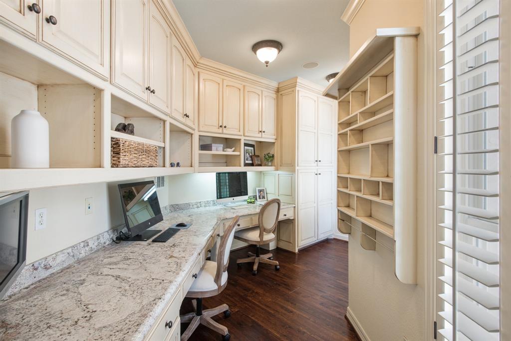 Oaks Of Buffalo Way - Residential