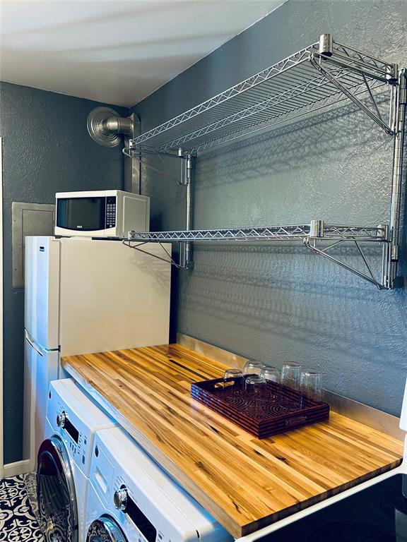 Westbury Park Condo - Residential Lease