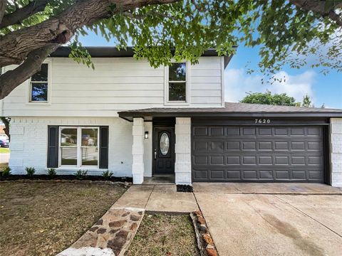 7620 Clover Lane Watauga TX 76148
