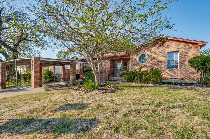 Attention investors and flippers! This home is an excellent opportunity located in a growing area of Dallas. Featuring 3 bedrooms and 2 bathrooms, this property was originally built as a single-bath layout and now includes a converted second bath, adding function and appeal. 

The structure and foundation appear solid, the HVAC system is older but in good working condition, and the roof has had some repairs and may benefit from additional updates.

With great bones and endless potential, this home is priced to sell fast and ready for your next project. See the full inspection report, disclosures, and supporting documents in Transaction Desk.