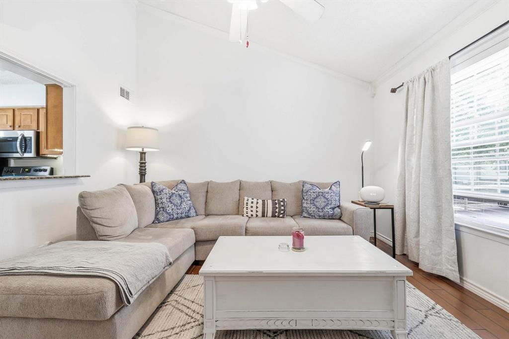 Prestonwood Green Condos - Residential