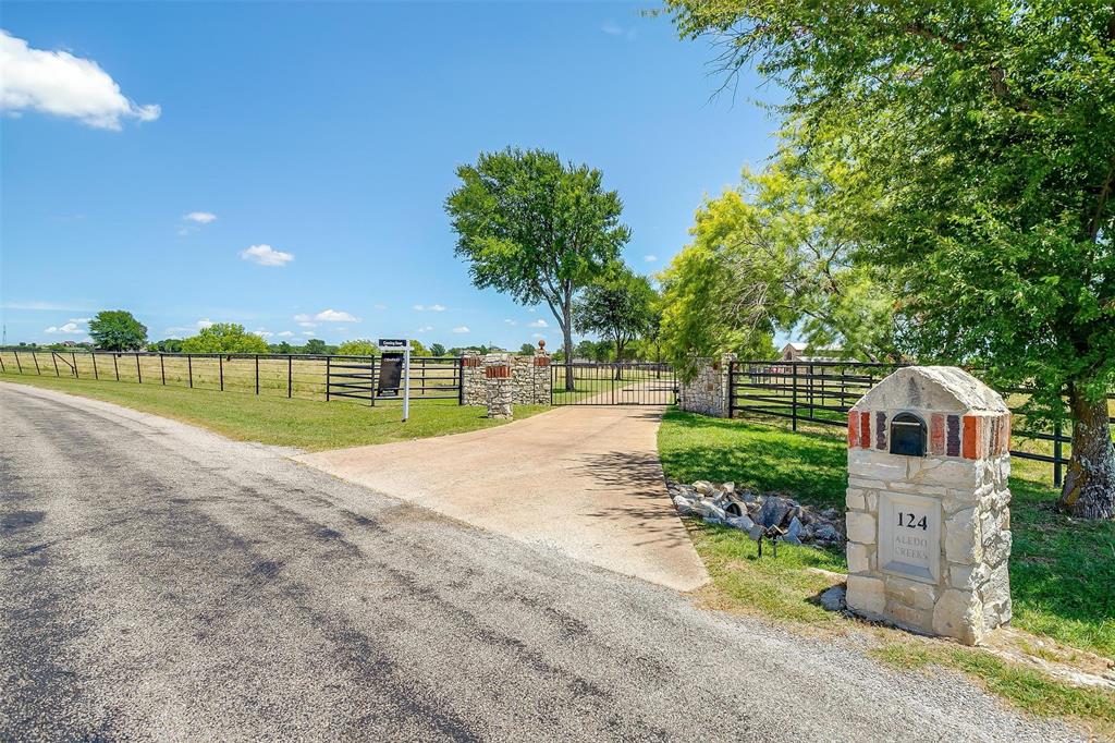 124 Aledo Creeks Road