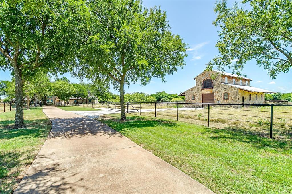 124 Aledo Creeks Road