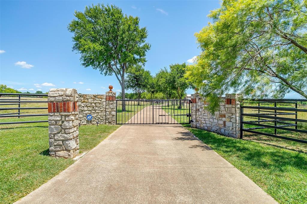 124 Aledo Creeks Road