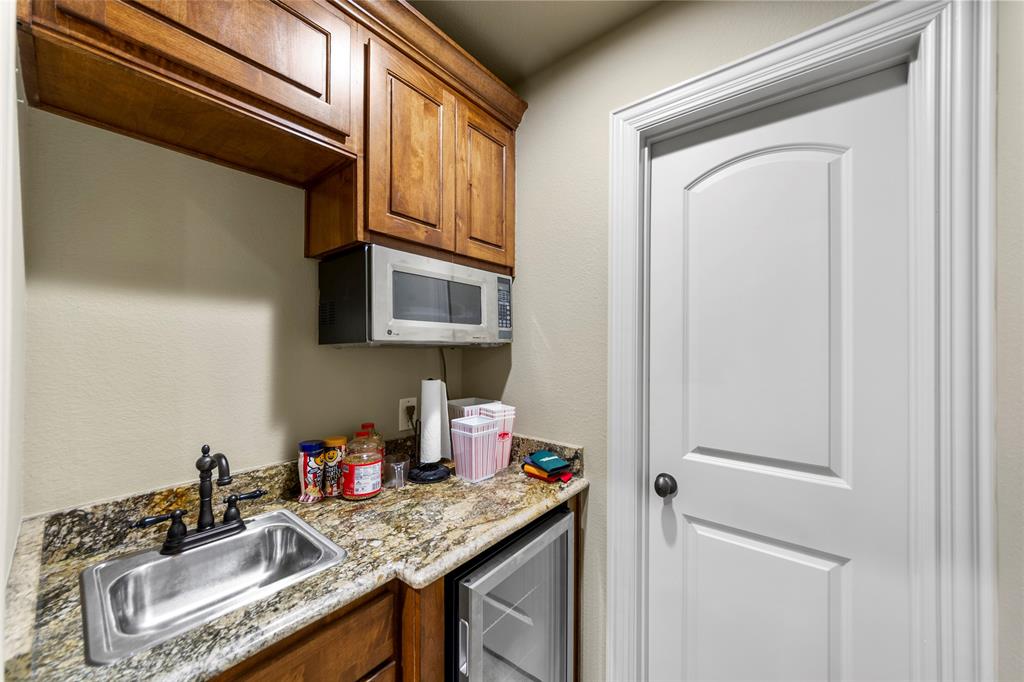 Waters Edge - Residential