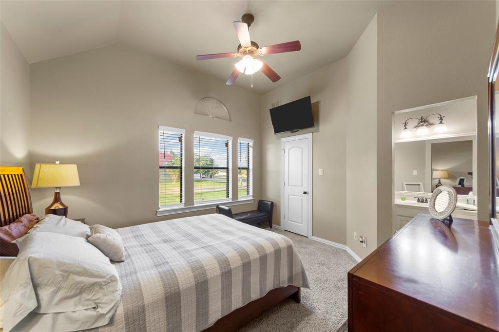 Waters Edge - Residential