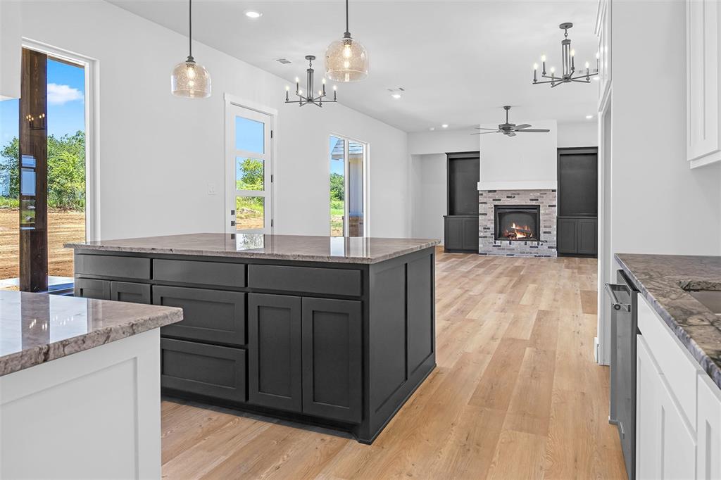 4 Points Ests Ph I - Residential