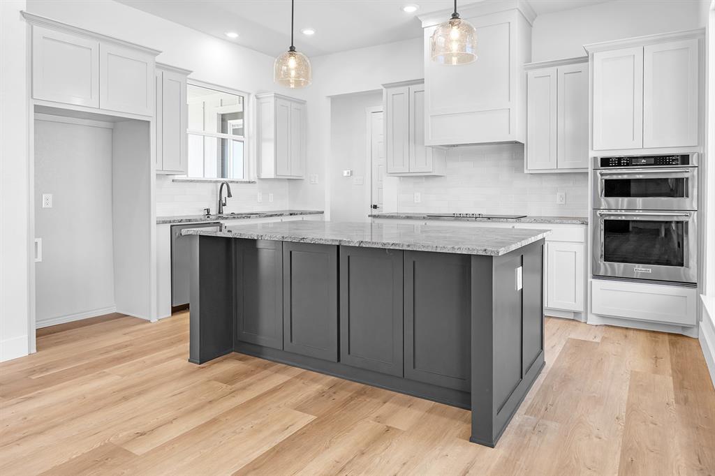 4 Points Ests Ph I - Residential