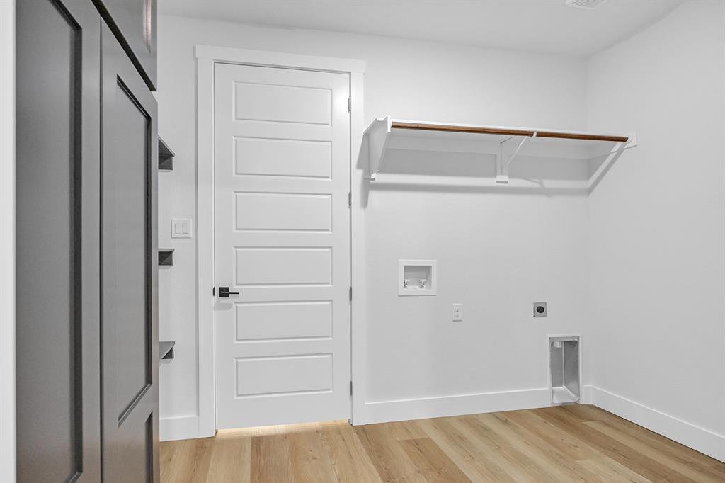 4 Points Ests Ph I - Residential