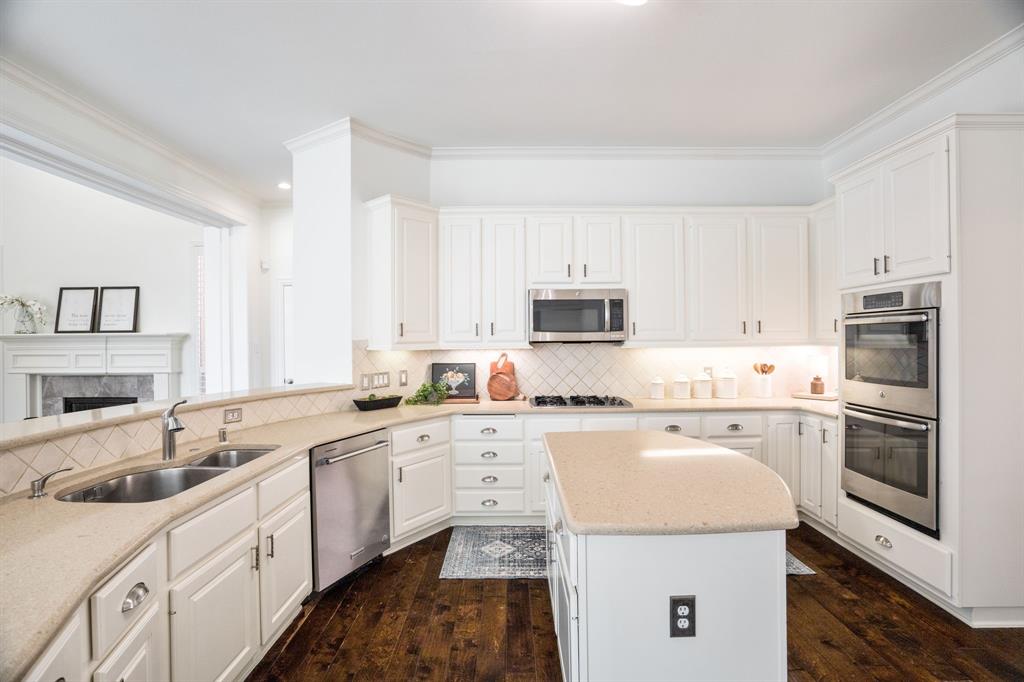 4516 Chesterwood Drive