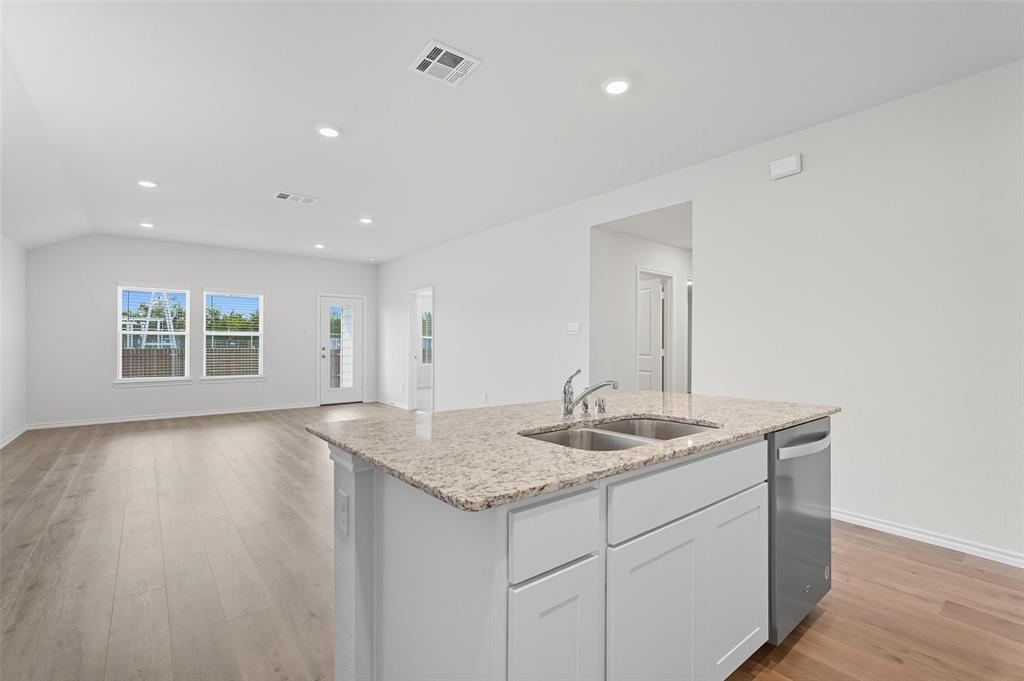 Creekwood - Residential Lease