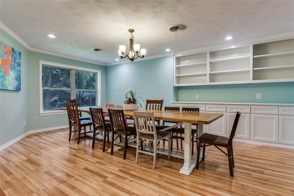4200 Elmwood Drive
