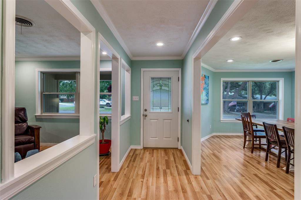 4200 Elmwood Drive
