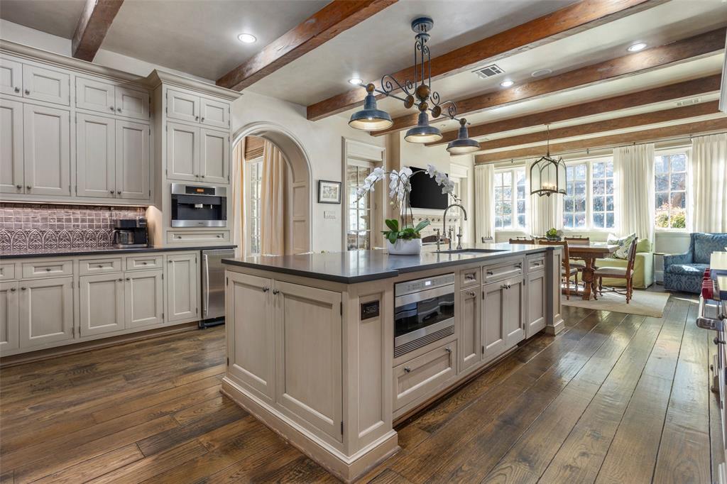 Edwards Ranch Riverhills Add - Residential