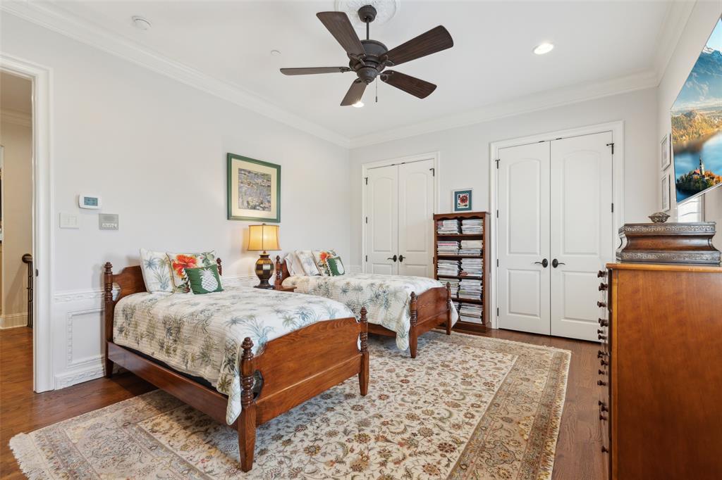 Frenchtown Manor - Residential