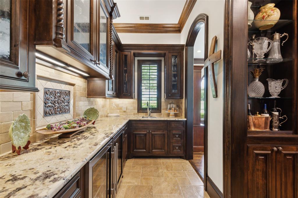 Frenchtown Manor - Residential