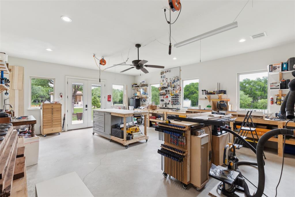 Frenchtown Manor - Residential