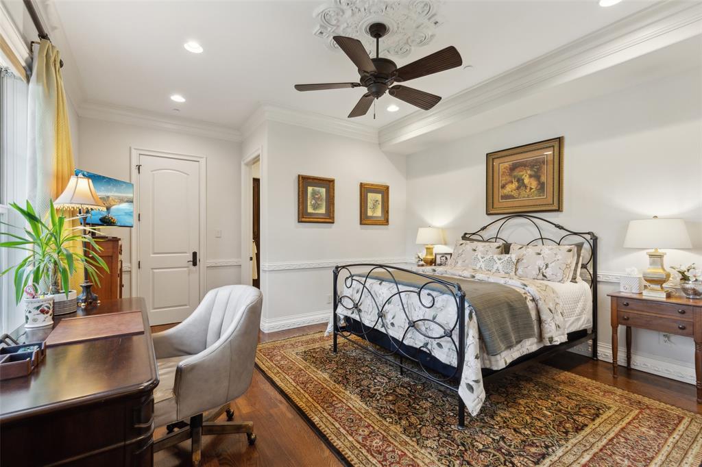 Frenchtown Manor - Residential