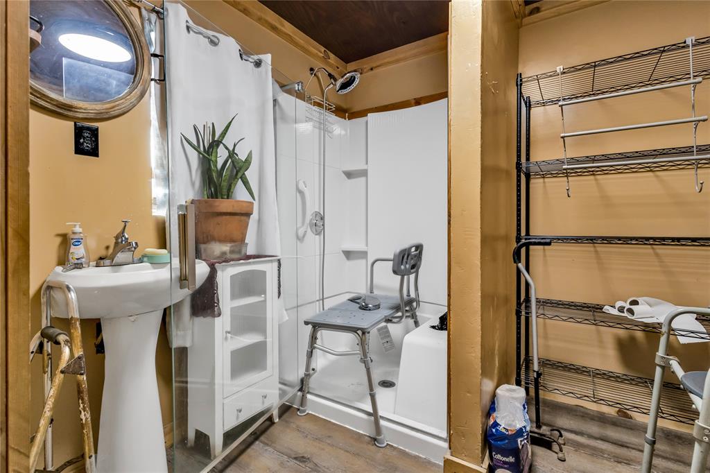 Clear Lakes, Zone 2 - Residential