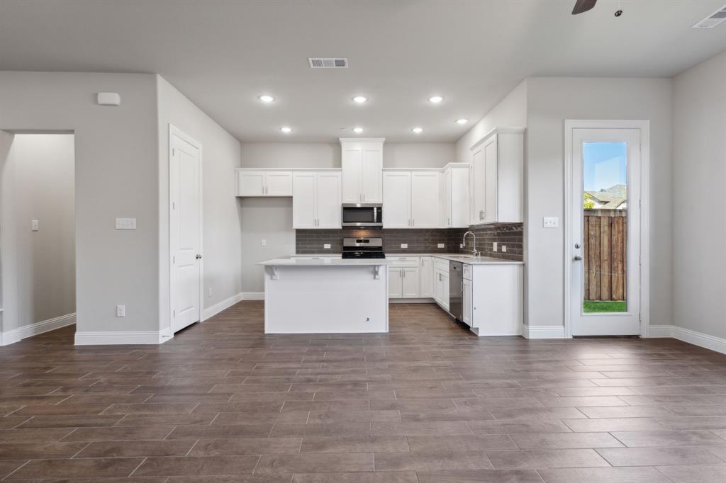 813 Heart Reef Road