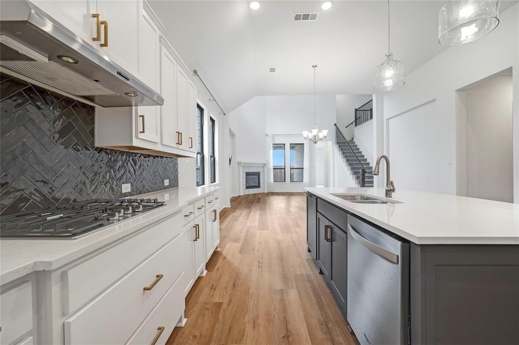 THE RIDGE AT NORTHLAKE PHA SE 2 - Residential