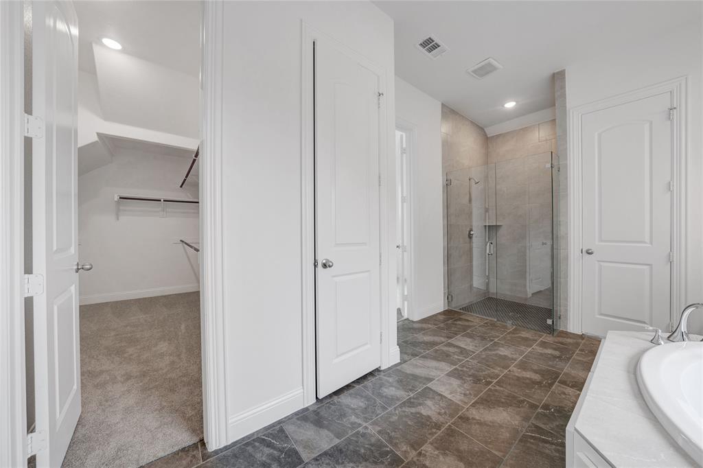 THE RIDGE AT NORTHLAKE PHA SE 2 - Residential