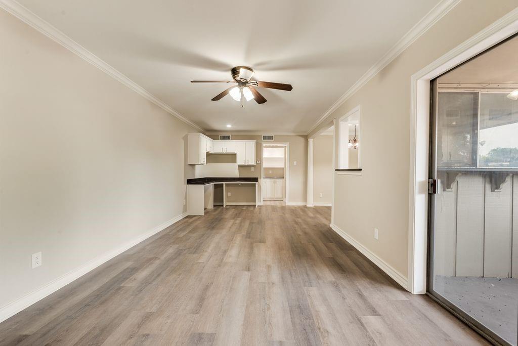 2802 Escada Drive 207
