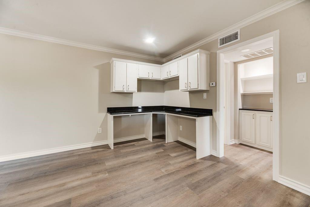 2802 Escada Drive 207