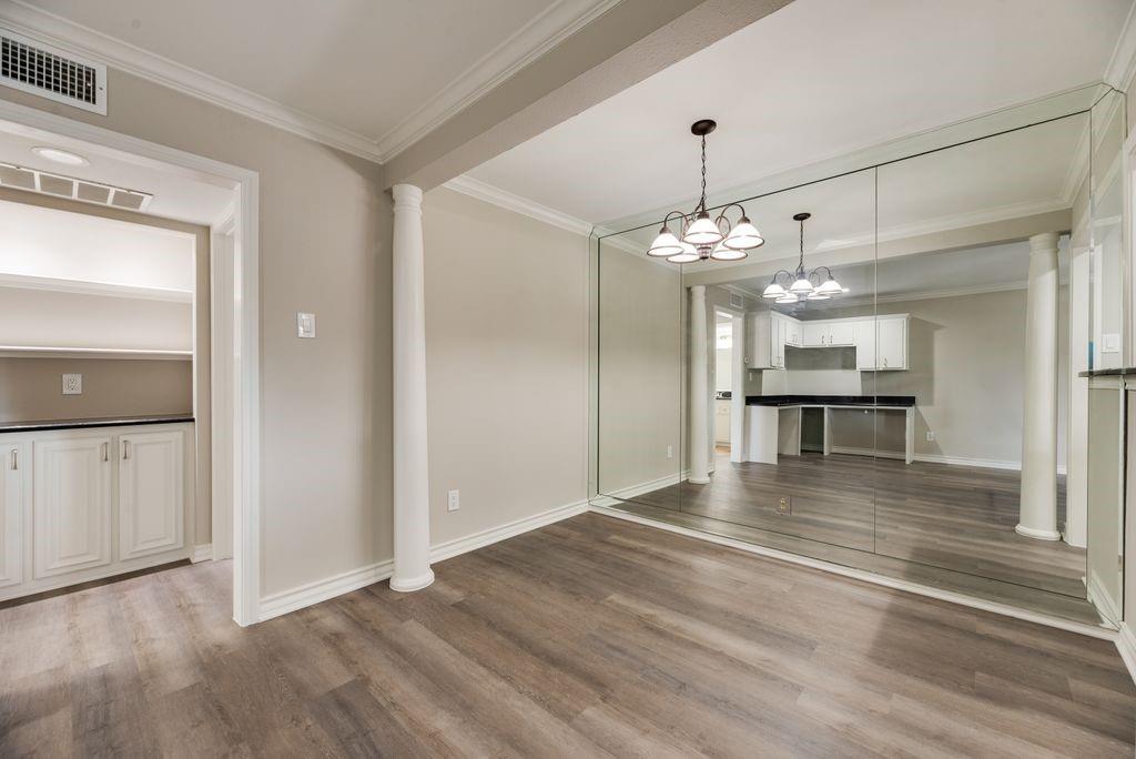 2802 Escada Drive 207